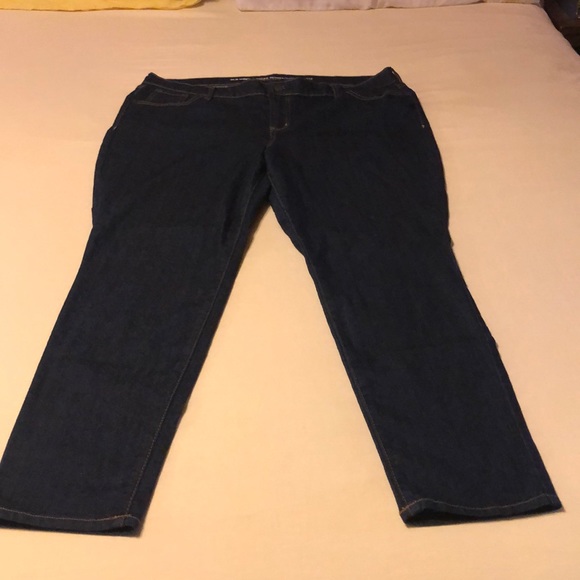 Mid-Rise Super Skinny Jeans for Women size 18 Regular - Picture 1 of 7
